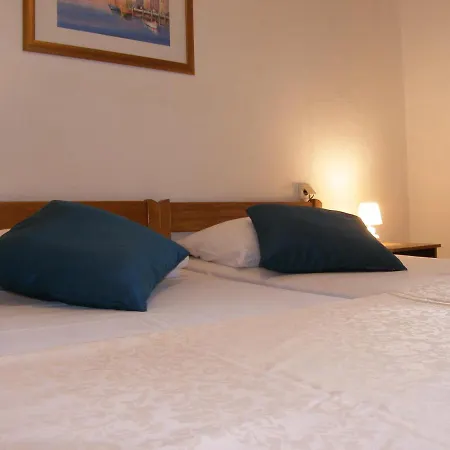 Bellavista Bed & Breakfast 3*