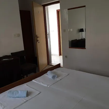 Bellavista فندق مبيت وإفطار باغ